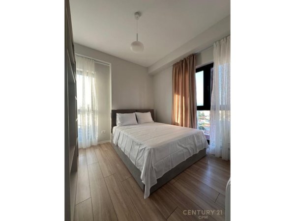 Tirane, jepet me qera apartament 2+1 Kati 8, 114 m² 1.400 € (GARDEN BUILDING)