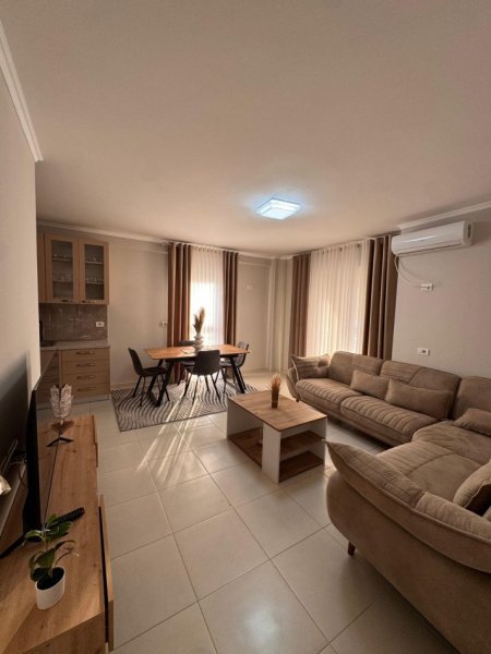 Tirane, jepet me qera 2+1 Kati 5, 95 m² 850 € (RRUGA MINE PEZA)