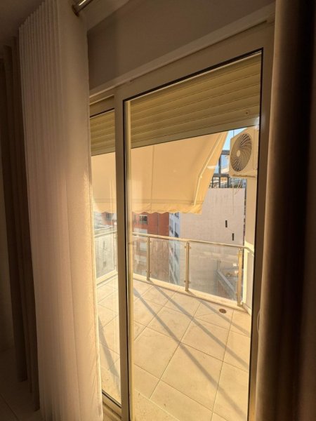 Tirane, jepet me qera 2+1 Kati 5, 95 m² 850 € (RRUGA MINE PEZA)