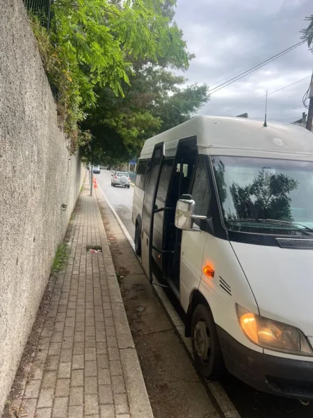 Tirane, shes Furgon sprinter viti 2001 Nafte, e bardhë manuale Kondicioner