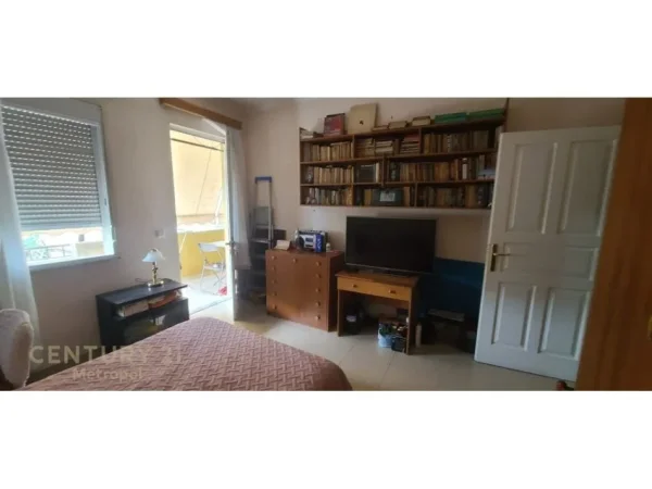 Tirane, shitet apartament 2+1 Kati 6, 110 m² 221.300 € (Rruga Medar Shtylla)