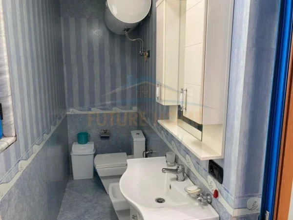 Tirane, shitet apartament 2+1 Kati 5, 86 m² 200.000 € (MYSLYM SHYRI)