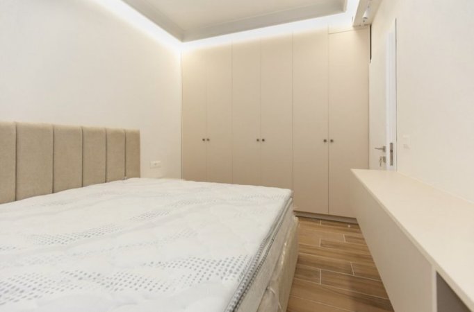 Tirane, jepet me qera apartament 1+1+Ballkon Kati 3, 50 m² 500 € (River Residence, Astir)