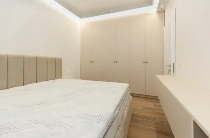 Tirane, jepet me qera apartament 1+1+Ballkon Kati 3, 50 m² 500 € (River Residence, Astir)