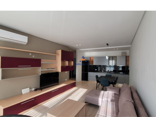 Tirane, jepet me qera apartament 1+1+Ballkon Kati 5, 72 m² 600 € (FARMACIA 10)