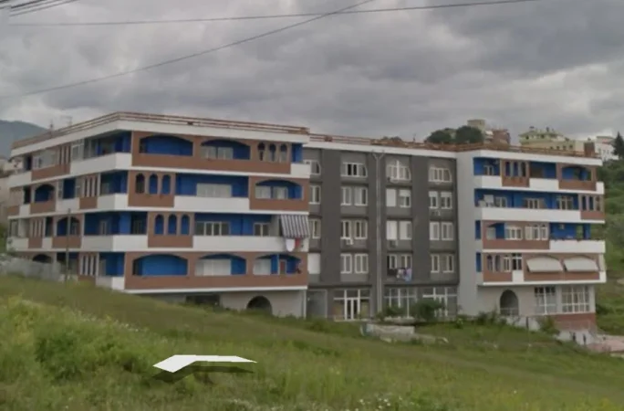 Tirane, jepet me qera apartament 2+1+Ballkon Kati 2, 118 m² 450 € (Ruga Fuat Toptani siper hotel Dea)