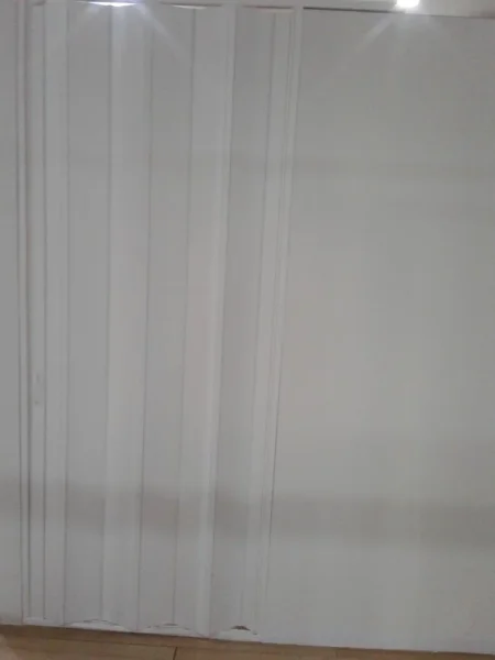 Tirane, shes Shes dere shine 40 €