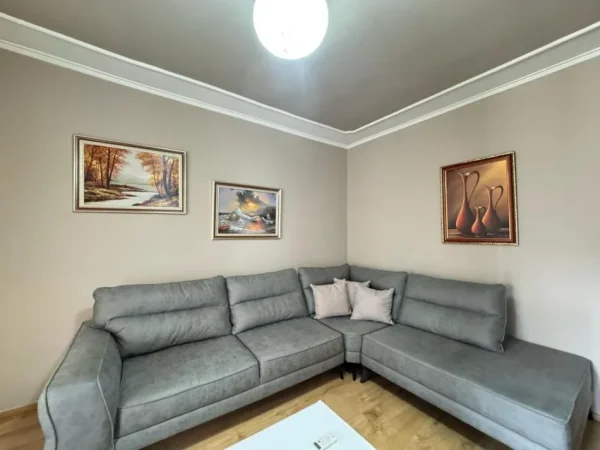 Tirane, shitet apartament 3+1 Kati 5, 78 m² 135.000 € (Rruga Irfan Tomini)
