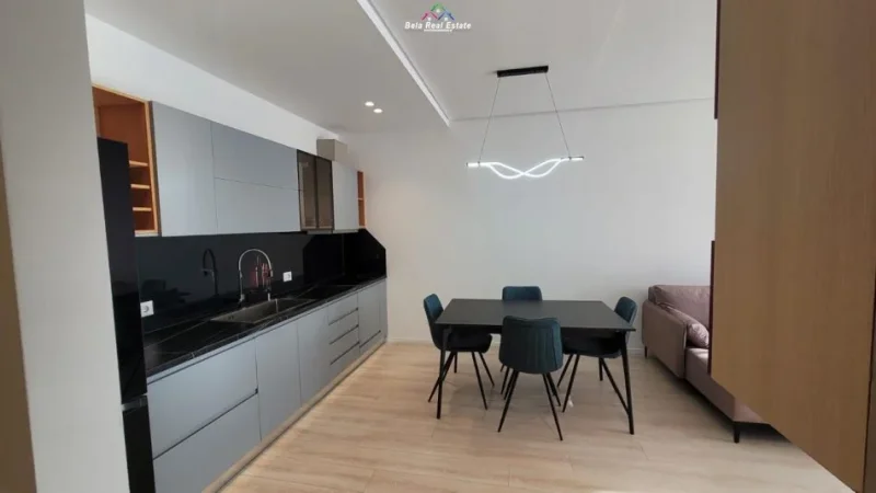 Tirane, jepet me qera apartament 1+1+Ballkon Kati 5, 74 m² 550 € (farmacia 10)