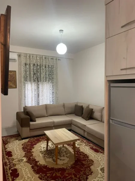 Tirane, jepet me qera apartament 1+1+Aneks Kati 2, 70 m² 500 € (21 dhjetori)