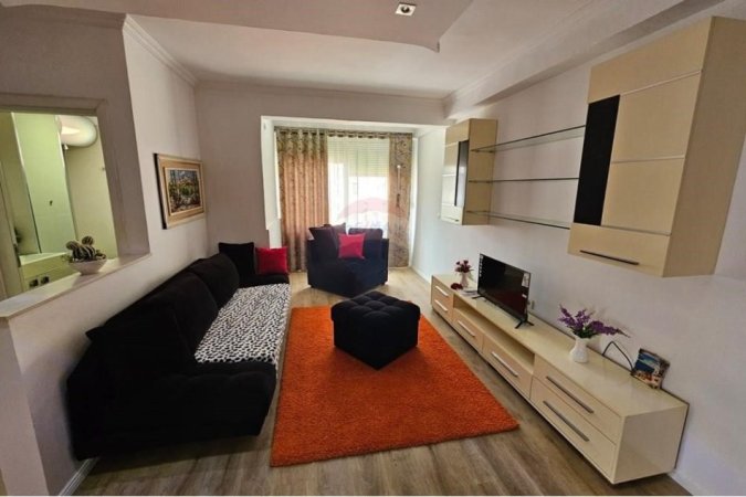 Tirane, shitet apartament 2+1 Kati 3, 92 m² 120.000 € (rruga e thesarit)