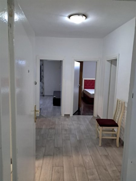 Tirane, jepet me qera apartament 2+1 Kati 4, 72 m² 600€ (ali dem)