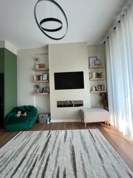 Tirane, jepet me qera apartament 2+1 Kati 9, 100 m² 1.500 € (rruga e kosovareve)
