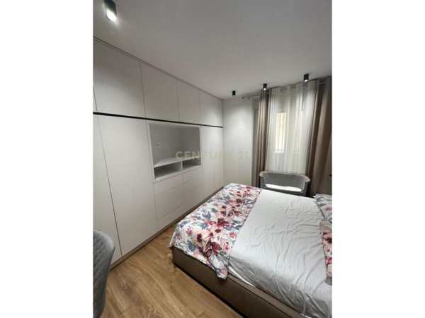 Tirane, shitet 2+1 Kati 3, 96 m² 235.000 € (kodra e diellit)