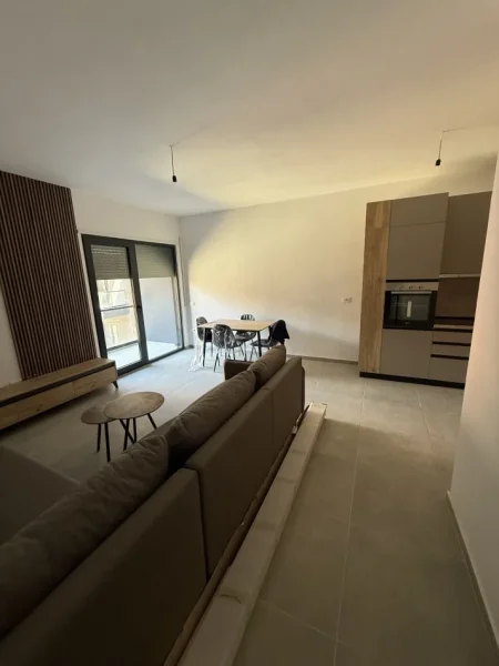 Tirane, shitet apartament 1+1+Ballkon Kati 4, 80 m² 136.000 € (Oasis Residence Astir/Ish Fusha Aviacionit Okazion)