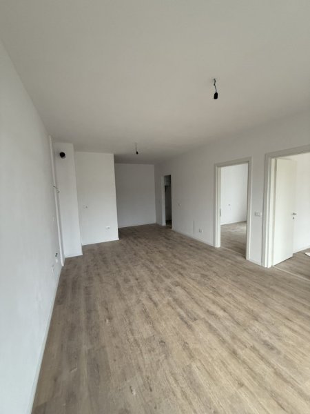 Tirane, shitet apartament 2+1+Ballkon Kati 2, 84 m² 93.001 € (Univers City Okazion Gati Per Banim Prane Parkut)