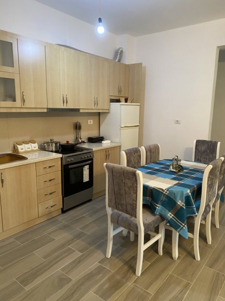 Gjirokaster, jepet me qera apartament 2+1+Aneks+Ballkon Kati 2, 105 m² 400 € (Javer Rushiti)
