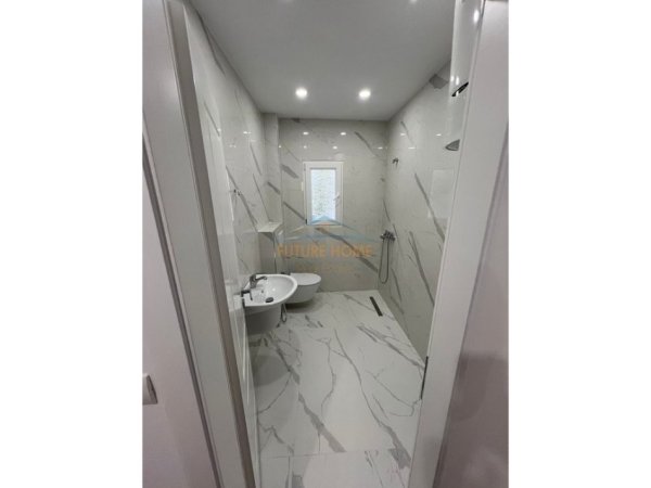 Tirane, shitet apartament 1+1 Kati 1, 62 m² 122.000 € (PALLATI ME SHIGJETA)