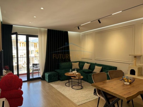 Tirane, shitet apartament 2+1+Ballkon Kati 2, 110 m² 265.000 € (KODRA E DIELLIT)