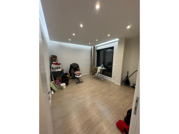 Tirane, shitet apartament 2+1+Ballkon Kati 2, 110 m² 265.000 € (KODRA E DIELLIT)