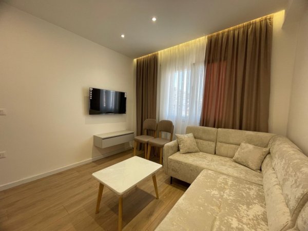 Tirane, shitet apartament 1+1 Kati 5, 27 m² 89.000 € (21 dhjetori)