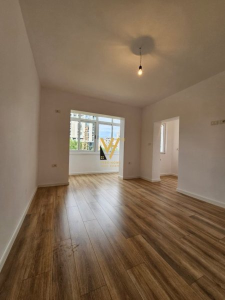 Tirane, shitet garsonier Kati 4, 31 m² 93.000 € (QENDER)