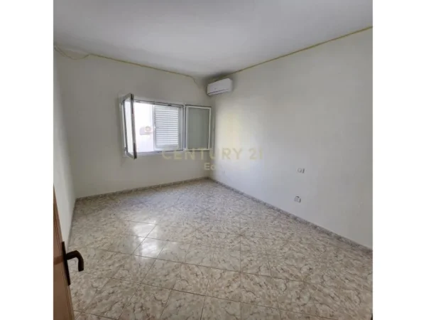 Durres, shitet apartament 1+1 Kati 3, 67 m² 68.000 € (Plazh, Iliria)