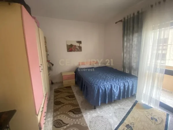 Tirane, shitet apartament 3+1 Kati 3, 128 m² 145.000 € (Rruga xhanfize keko)