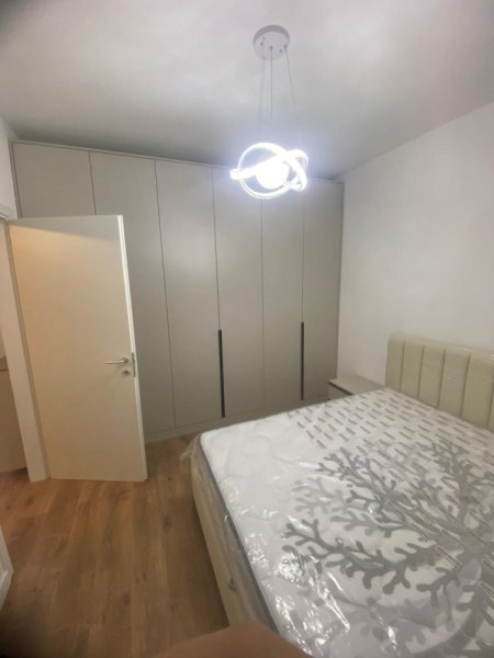 Tirane, jepet me qera apartament 1+1 Kati 3, 75 m² 450 € ( JEPET ME QERA SUPER APARTAMENT 1+1 NË 5 MAJ – PAS CONCORDIT!)