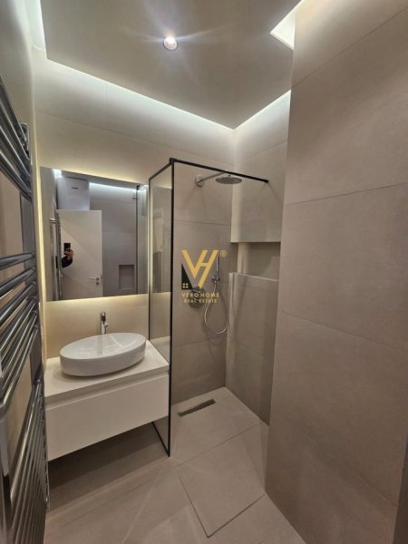 Tirane, shitet apartament 2+1+Ballkon Kati 3, 106 m² 265.000 € (PAZARI RI)