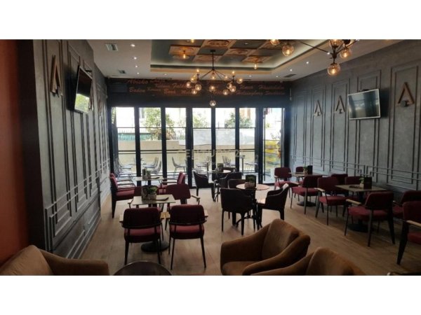 Tirane, shitet bar-kafe Kati 1, 62 m² 130.000 € (fresk)