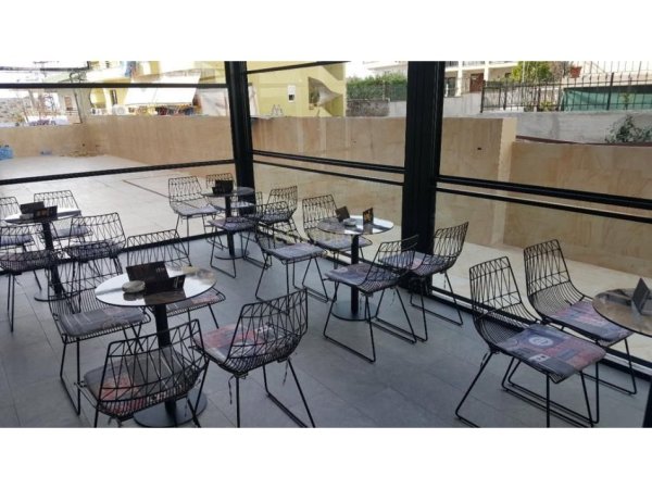 Tirane, shitet bar-kafe Kati 1, 62 m² 130.000 € (fresk)
