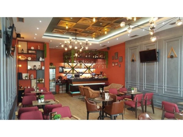 Tirane, shitet bar-kafe Kati 1, 62 m² 130.000 € (fresk)