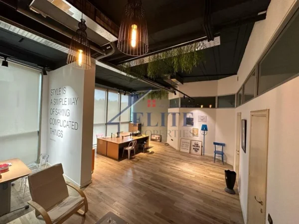 Tirane, jepet me qera zyre Kati 3, 52 m² 1.500 € (Myslym Shyri)