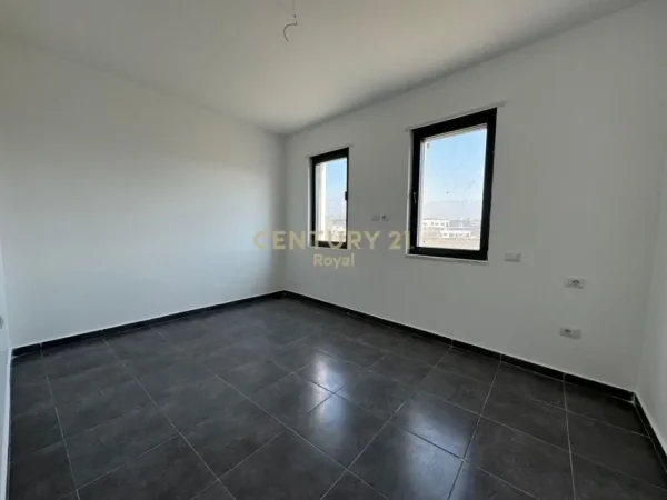 Tirane, shes apartament 3+1 Kati 2, 147 m² 286.650 € (Liqeni i Thate)