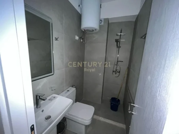 Tirane, shitet apartament 2+1 , 88 m² 143.000 € 