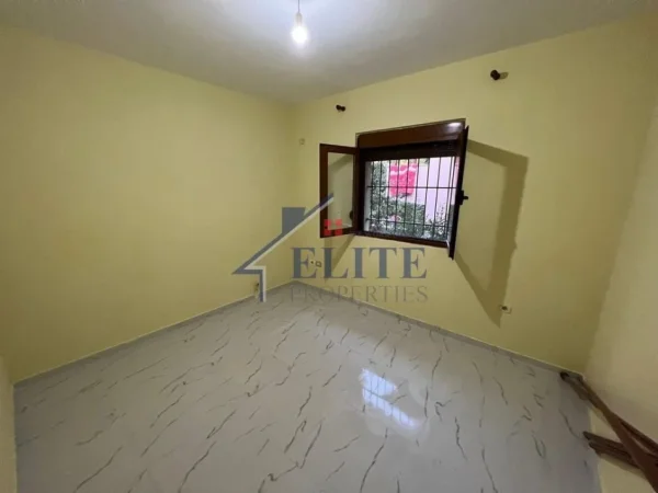 Tirane, jepet me qera apartament 3+1+Aneks+Ballkon Kati 1, 110 m² 620 € (Ali Demi)