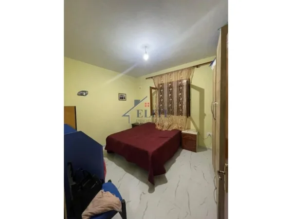 Tirane, jepet me qera apartament 3+1+Aneks+Ballkon Kati 1, 110 m² 620 € (Ali Demi)