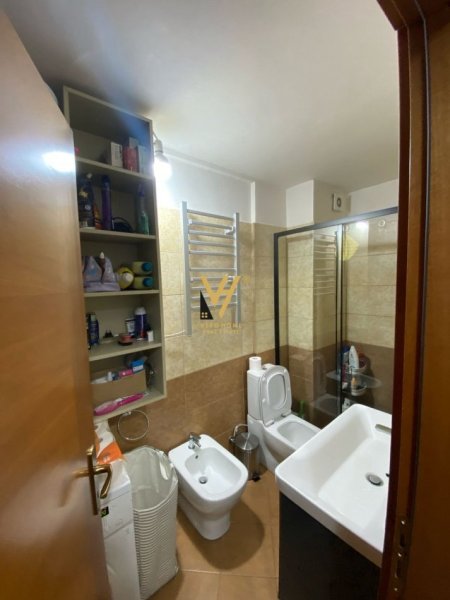 Tirane, shitet apartament 1+1+Ballkon Kati 2, 63 m² 150.000 € (KODRA E DIELLIT 1)