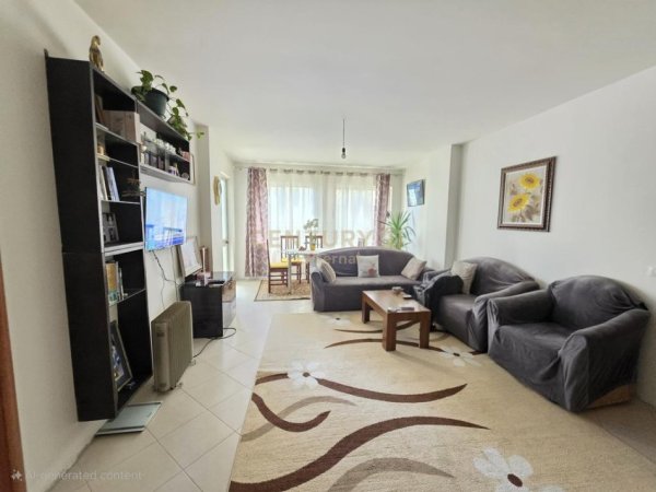 Tirane, shes apartament 2+1 Kati 1, 101 m² 135.000 € (Yzberisht)