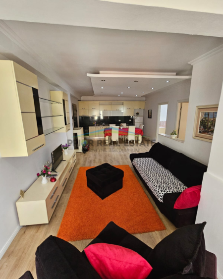 Tirane, shitet apartament 2+1+Ballkon Kati 3, 91 m² 123.000 € (Fresku)