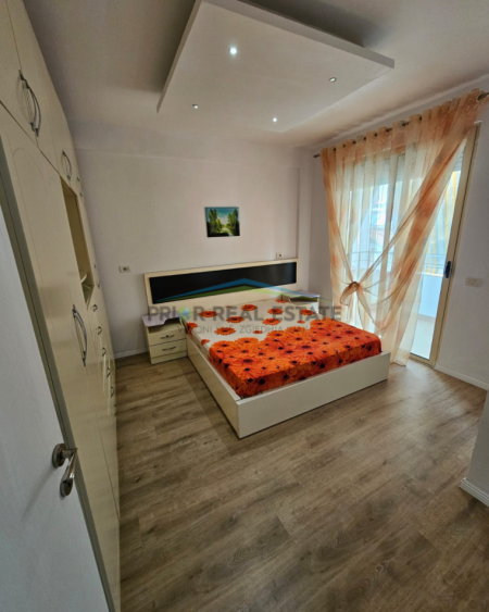 Tirane, shitet apartament 2+1+Ballkon Kati 3, 91 m² 123.000 € (Fresku)