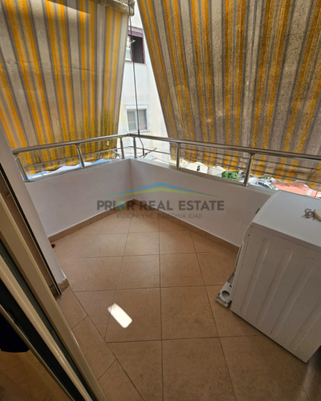 Tirane, shitet apartament 2+1+Ballkon Kati 3, 91 m² 123.000 € (Fresku)