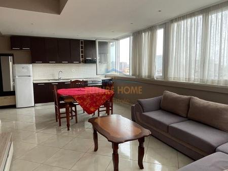 Shitet, Apartament 2+1+ Garazh, Ish-Parku i Autobusave, Tirane. AREA53187