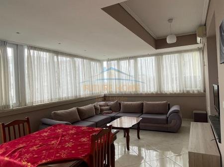 Shitet, Apartament 2+1+ Garazh, Ish-Parku i Autobusave, Tirane. AREA53187