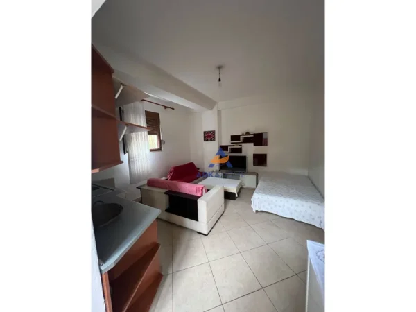 Tirane, jepet me qera apartament Kati 1, 45 m² 300 € (TEK UNIVERSITETI “MARIN BARLETI.)