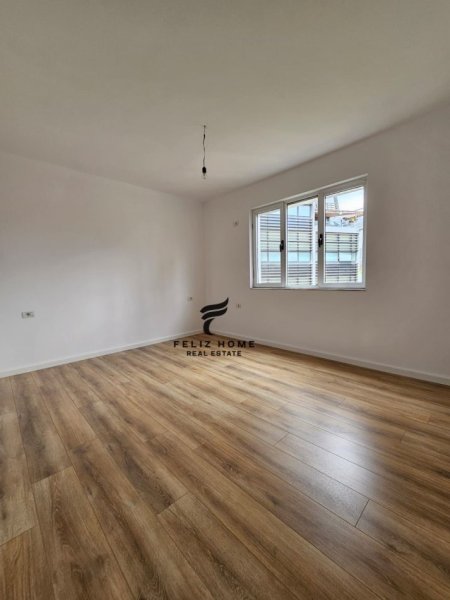 Tirane, shitet apartament 1+1 Kati 4, 45 m² 130.000 € (QENDER)