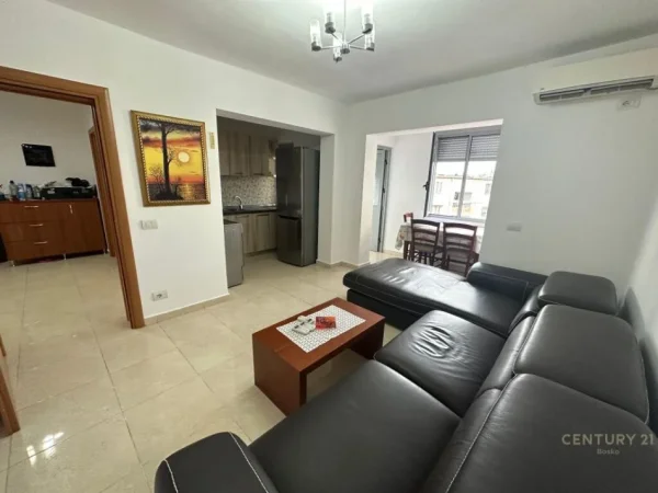Tirane, shitet apartament 2+1 Kati 5, 94 m² 103.000 € (Laprak prane KMY)