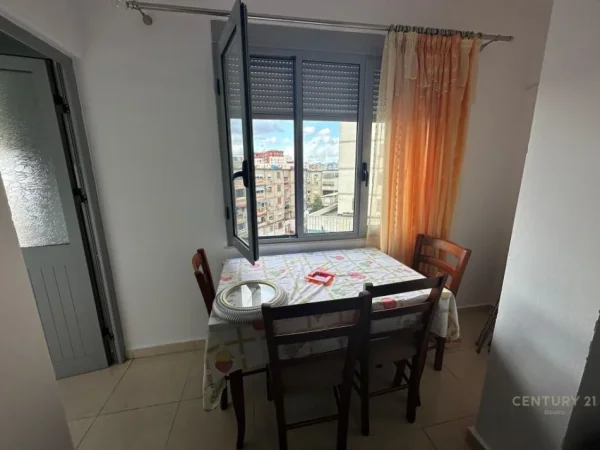 Tirane, shitet apartament 2+1 Kati 5, 94 m² 103.000 € (Laprak prane KMY)