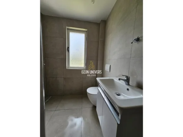 Tirane, shitet apartament 1+1 Kati 4, 45 m² 130.000 € (Qendër)